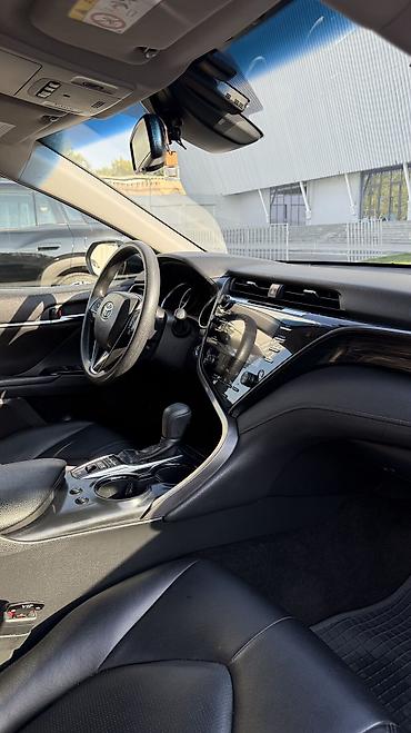 d 4d: Toyota Camry: 2019 г., 2.5 л, Гибрид — 10