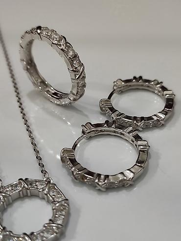 Серебряные наборы украшений: Серебряный Набор 925 пробы Размеры имеются Цена 5000 сом Можете — 4