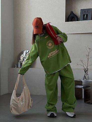 pull and: Мужской спортивный костюм, Все размеры, Новый, цвет - Красный, Платная доставка — 4