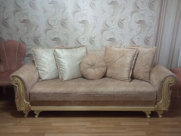 Qonaq otağı dəstləri: Yeni, Dolab, Komod, Masa və oturacaqlar — 3