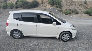 ош унаа базар: Honda Fit: 2004 г., 1.5 л, Вариатор, Бензин