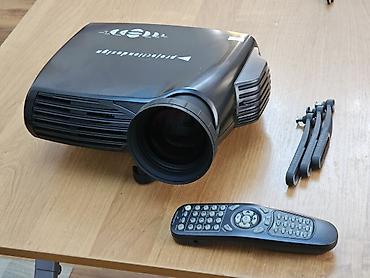 ночной проектор: Projectiondesign F12 1080 Zoom Graphics (Model: GP1) ПОД РЕМОНТ ИЛИ — 1
