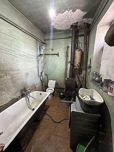 Продажа коттеджей и домов: 📍В Сокулуке продаётся дом на участке 12 соток. Площадь дома состовляет — 9