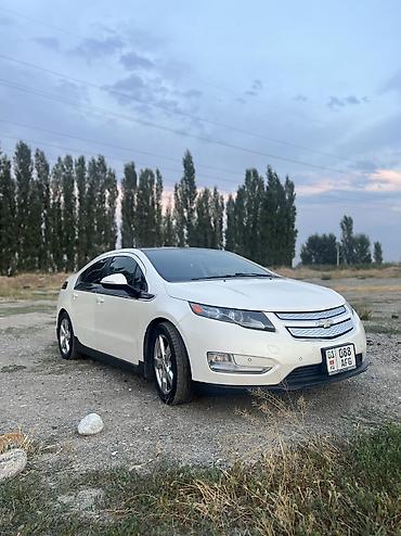 spark 1: Chevrolet Volt: 2011 г., 1.4 л, Вариатор, Электромобиль, Седан — 1