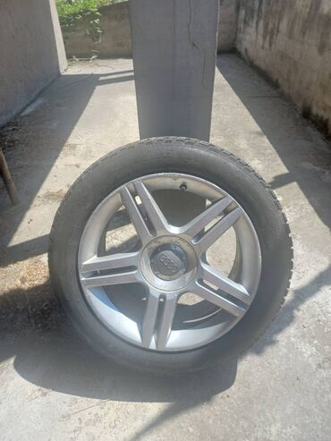 trepavice za auto: Prodajem 4 gume u dobrom stanju za Audi. Orium 225/50 R17 radial