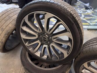 Литые Диски R 22 Комплект, отверстий - 5, Б/у at lalafo.kg Литые Диски R 22 Комплект, отверстий - 5, Б/у