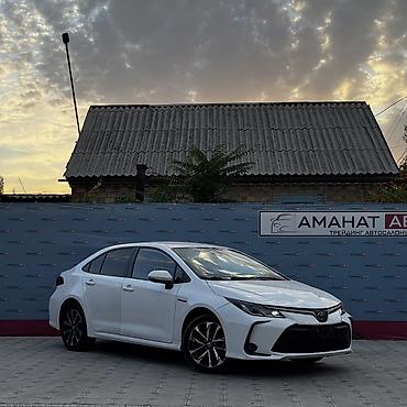 шевроле еквінокс: Toyota Corolla: 2022 г., 1.8 л, Автомат, Гибрид, Седан — 2