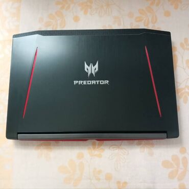 Serverlər: Acer Predator Helios 300 ph315-51 Oyun və Dizayn Noutbuku Ekranı