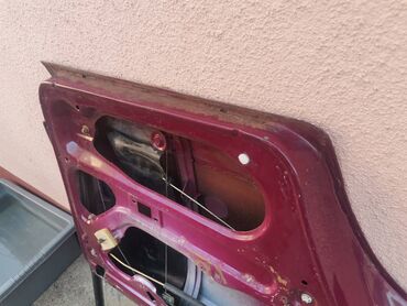 Auto delovi: Vrata zadnja leva Lada 2107 Riva,2105 u bordo boji . Vrata su — 6