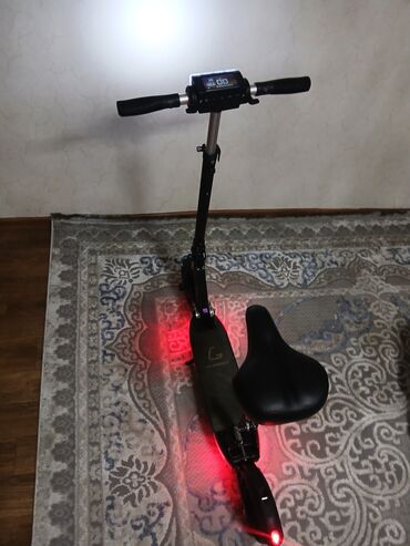 электросамокат kugoo m4 pro: Электросамокат, Kugoo, Б/у