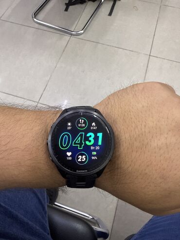 Garmin: Продаю Гармин Forerunner 965 доки коробка зарядка все имееться 38.000