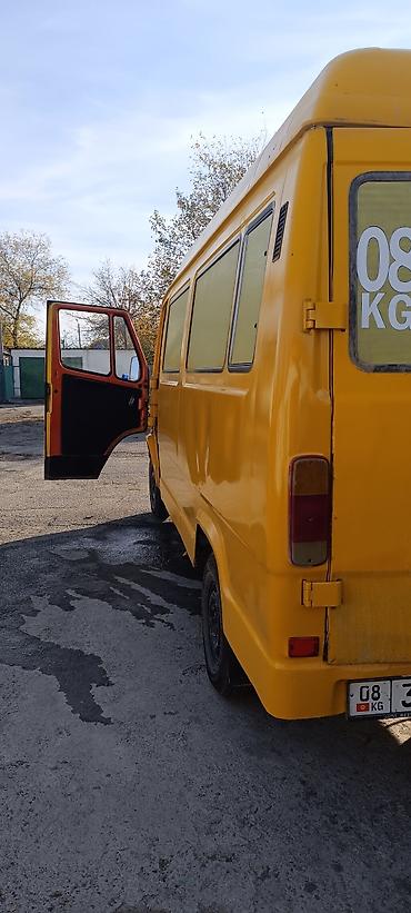 Mercedes-Benz: Mercedes-Benz T1: 1987 г., 2.4 л, Механика, Дизель — 10