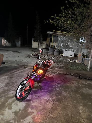 ferma is elanlari: Moto velosiped tipli benzinli motosiklet - Rəng: qırmızı-qara — 1
