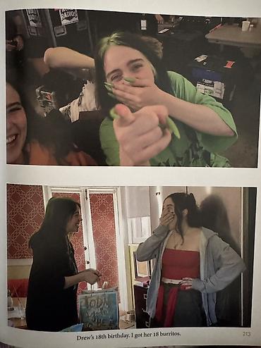 Книги и журналы: Фотокнига Billie Eilish с её автографом! Включает редкие фотографии — 5