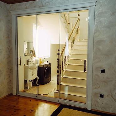 Duş kabinaları, arakəsmələr: Üstü qapalı kabina, Künc üçün — 4