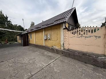 Продажа домов: 6 комнат, 105 м², 10 соток, Бишкек, Риэлтор — 3