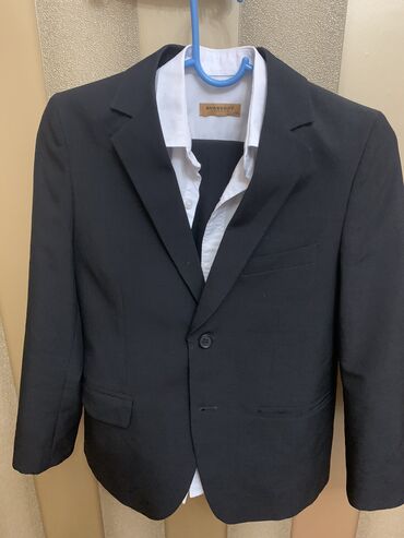 черный пиджак женский: Школьная форма, цвет - Черный, Б/у