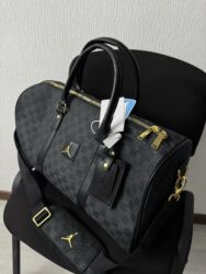 Рюкзаки: Розничная цена: 2500 Оптовая цена:2000 Рюкзак Jordan (серия с — 10