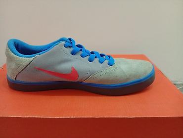 catwalk cizme: Nike muške patike br.39,gaziste 24,5 cm,odlicno stanje - Model — 5