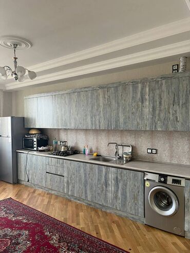 Uzunmüddətli kirayə mənzillər: 8 noyabr metrosunun çıxışında Tibb universitetinə yaxın 20 mertebeli — 12