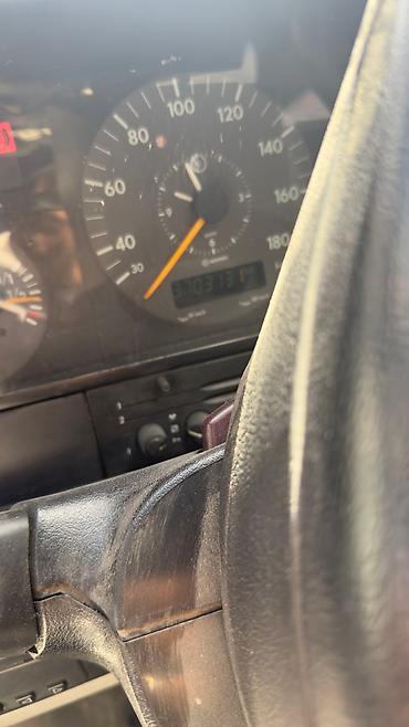 до 350000: Грузовик, Volkswagen, Стандарт, 4 т, Б/у — 2