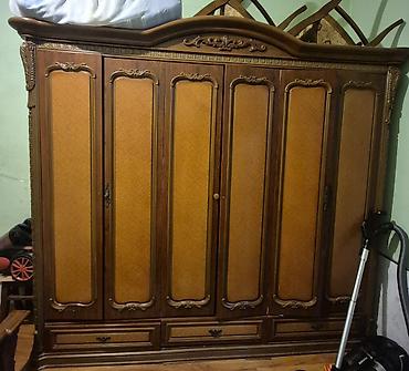 Klassik üslubda tam yataq otağı dəsti Tərkibi: - Geniş beşqapılı
