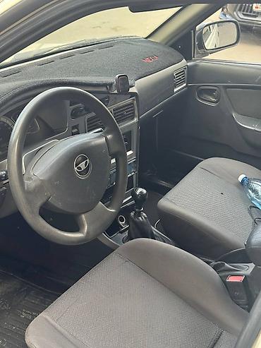 sea lion byd: Daewoo Nexia: 2011 г., 1.5 л, Механика, Бензин, Седан — 5