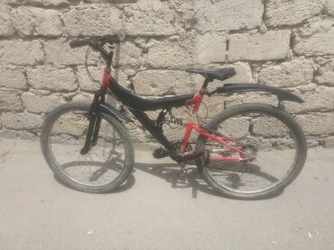 İşlənmiş Şəhər velosipedi Adidas, 26", sürətlərin sayı: 7, Ünvandan götürmə