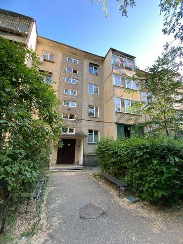 Продажа квартир: 3 комнаты, 58 м², 104 серия, 4 этаж, Старый ремонт