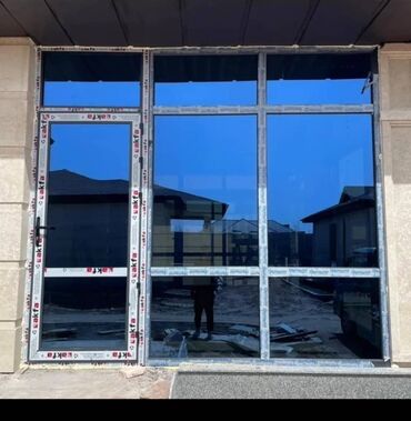 Пластиковые окна на заказ: Пластиковое окно на заказ, Тип окна: Форточка, Витражные, Балконные, Декоративные особенности: Фрамуга, Платная установка, Без рассрочки — 3