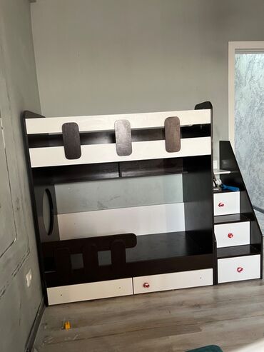 Двухъярусные детские кровати: Двухъярусная детская кровать, ЛДСП — 3