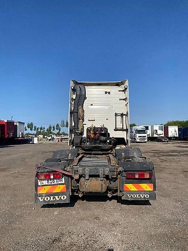 Volvo: Volvo : 2012 г. — 8