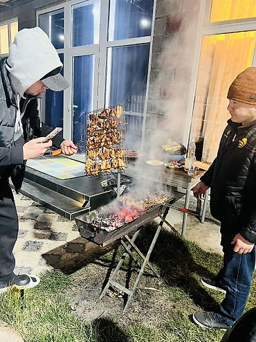 Иссык-Куль 2026: Коттедж, Paris ЦО Париж, Чок-Тал, Детская площадка, Парковка, стоянка, Охраняемая территория — 17