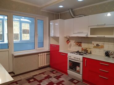 квартира кызыл аскер 3000: 1 бөлмө, 55 кв. м, Жеке план, 3 кабат, Косметикалык ремонт