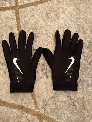 беговой велосипед тренажер: Тёплые спортивные перчатки Nike. - Цвет: чёрный с белым логотипом