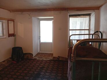 Həyət evləri və villaların satışı: 4 otaqlı, 59 kv. m, Kredit yoxdur, Orta təmir — 7