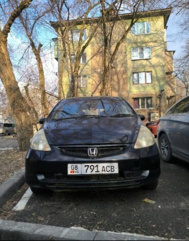 Honda: Honda Fit: 2003 г., 1.5 л, Вариатор, Бензин, Хэтчбэк