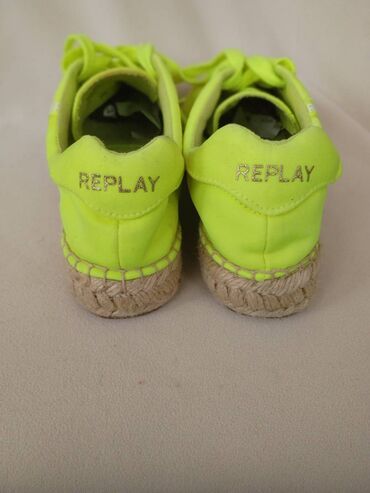 Patike: Replay, 38 — 5