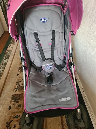 Gəzinti arabaları: İki tutacaqlı araba, Chicco, İşlənmiş, Cins: Qız, Yaş: 30 ay — 3