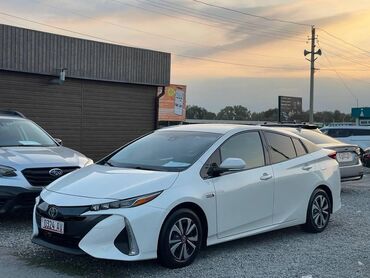зарядка для электромобиля купить: Toyota Prius: 2019 г., 1.8 л, Автомат, Гибрид, Хэтчбэк