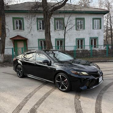 авто в рассрочку без банка без первоначального взноса в бишкеке: Toyota Camry: 2018 г., 2.5 л, Автоматические, Бензин, Седан