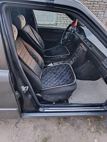 li 9 max: Mercedes-Benz E-Class: 1990 г., 2.3 л, Механика, Бензин, Седан — 5