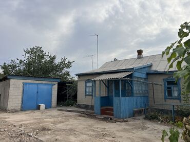 дом нижняя ала арча: Дом, 70 м², 3 комнаты, Собственник, Старый ремонт
