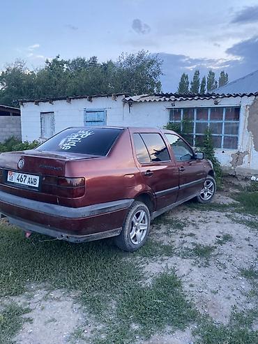 продам вазу: Volkswagen Vento: 1993 г., 1.8 л, Механика, Бензин, Седан — 7