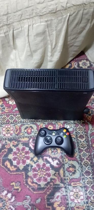 insta 360 one x2: Xbox 360 Slim oyun konsolu seti Xüsusiyyətlər: - Model: Xbox 360 Slim — 2