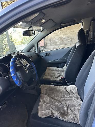 Haima: Honda Fit: 2003 г., 1.3 л, Автомат, Хетчбек — 3