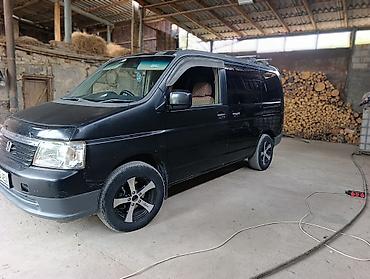 ио пинин: Honda Stepwgn: 2001 г., 2 л, Автомат, Бензин, Минивэн — 4
