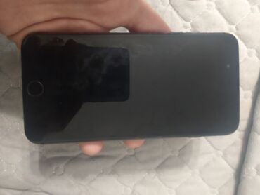 bes barmaq: IPhone 8 Plus, Qara, Barmaq izi
