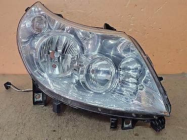 Передние фары: Передняя правая фара Citroen 2007 г., Б/у, Аналог — 2