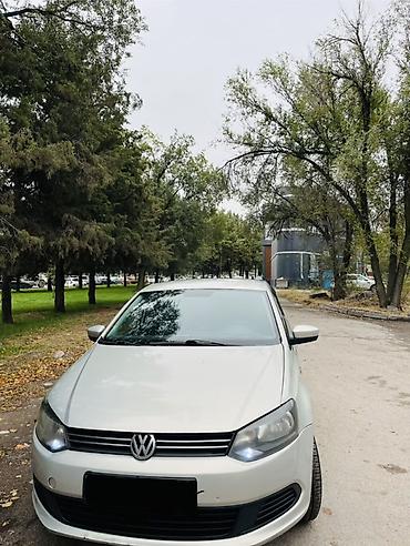 Volkswagen: Volkswagen Polo: 2011 г., 1.6 л, Механика, Бензин, Седан — 2